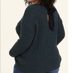 Torrid Size 4 Cable Knit Keyhole Sweater